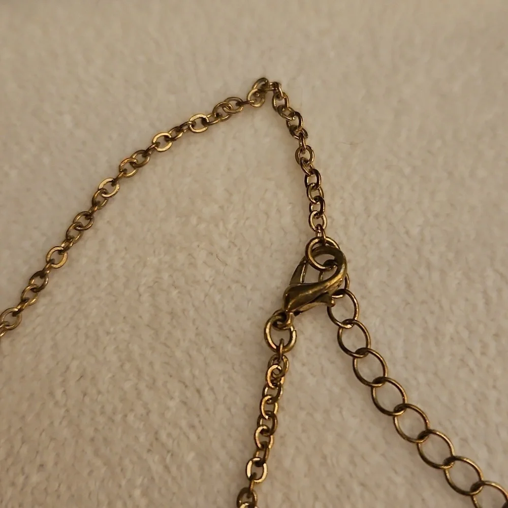 Vintage Elegant White Teardrop Stone Tassel Pendant Chain Sweater Necklace
